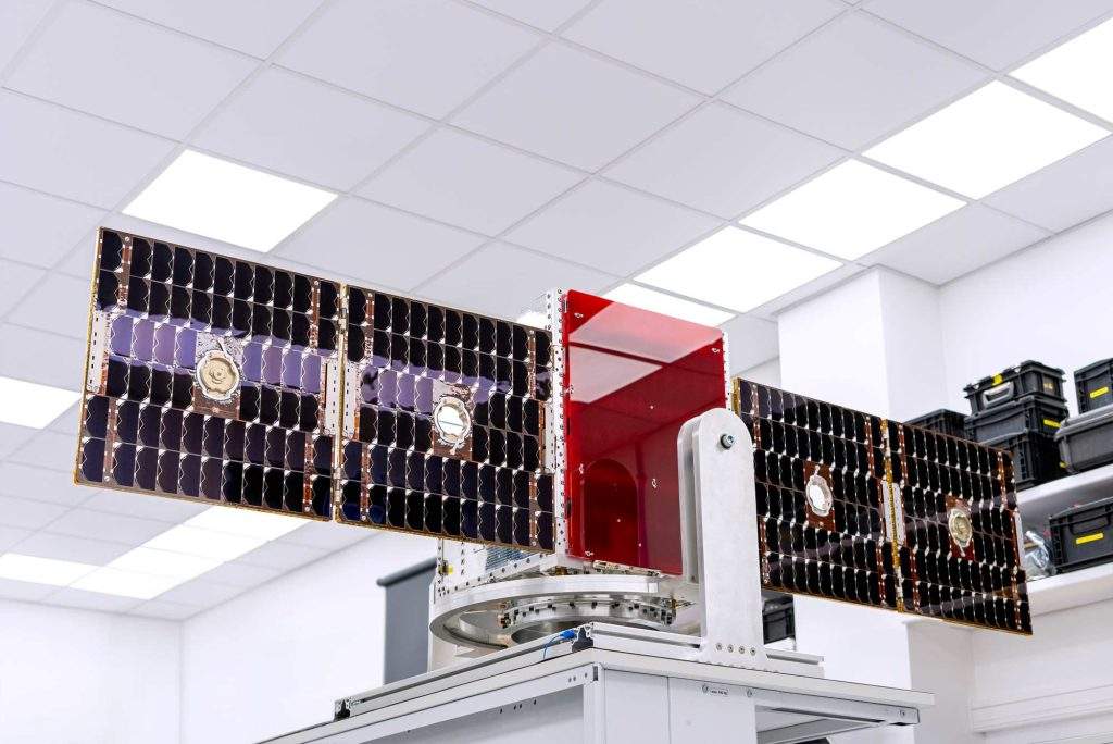 how-do-you-operate-cubsat-smallsat-mission